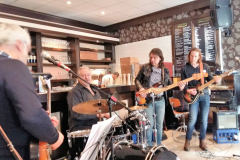 12698614_914669831974493_5946814651762734924_o